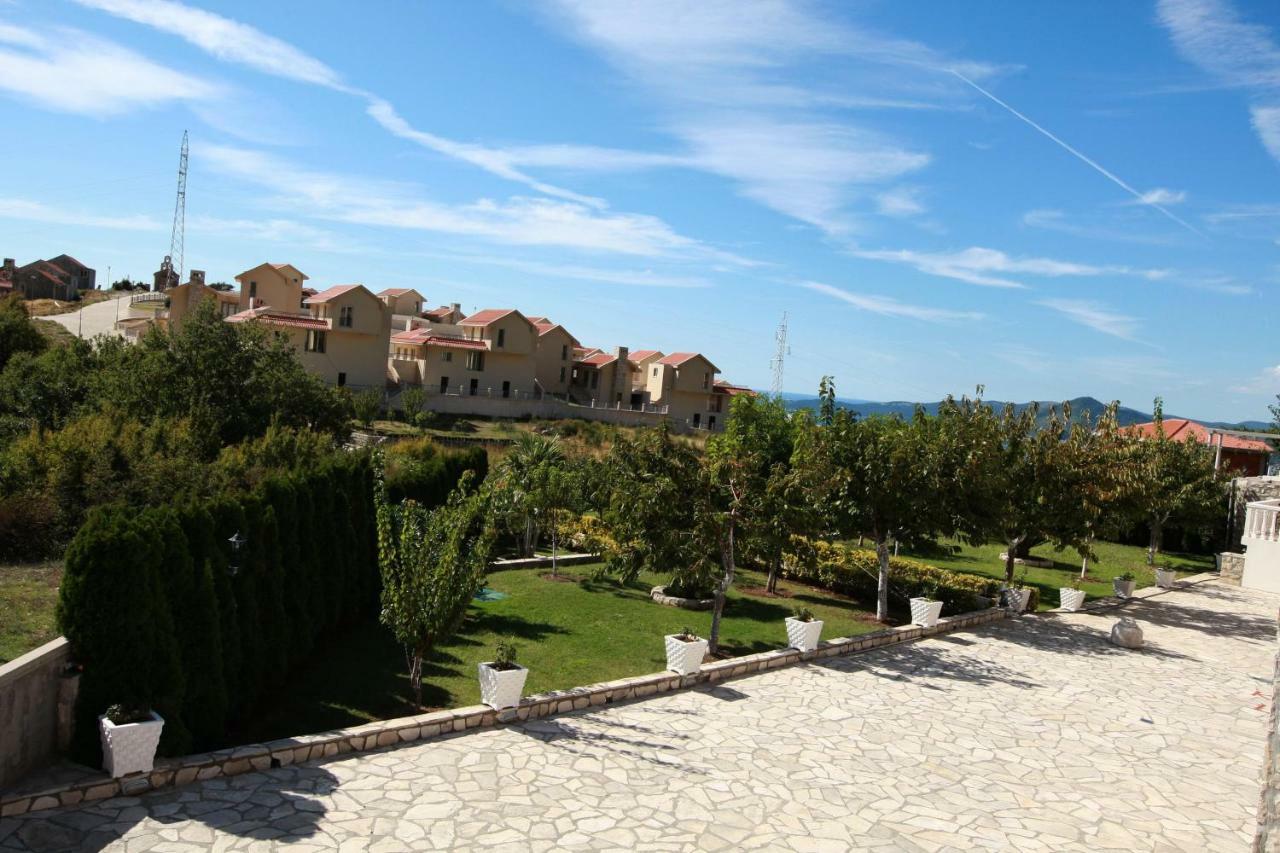Vila Djordje Appartement Sveti Stefan Buitenkant foto