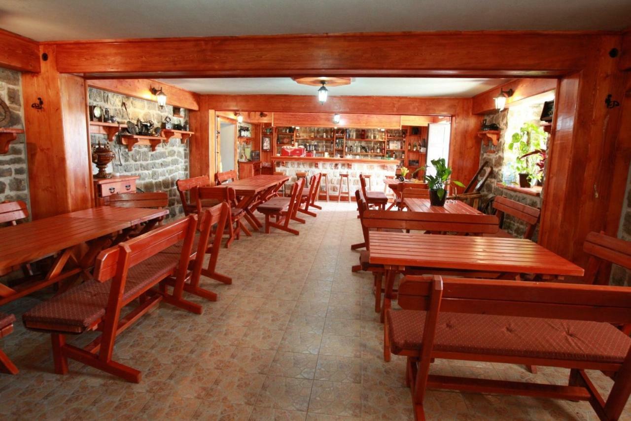 Vila Djordje Appartement Sveti Stefan Buitenkant foto